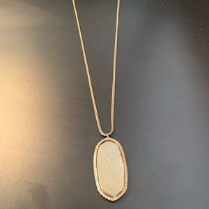 Kendra Scott long Donna necklace